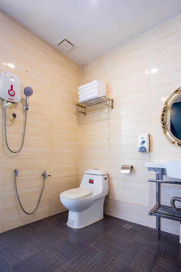 Beez Hotel Kuala Lumpur Exterior photo